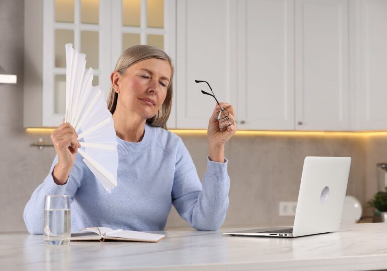 Read more about the article How To Make A Budget: 12 Easy Ways To Do It (The Complete Guide)