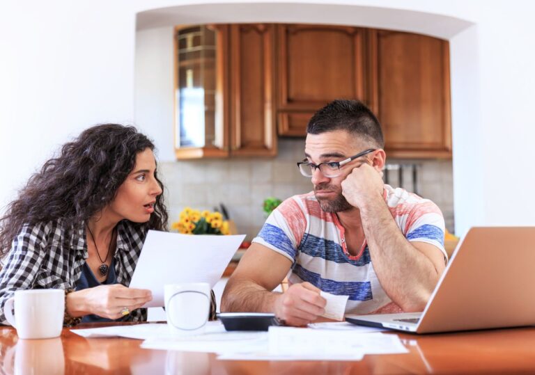 Read more about the article Living Paycheck to Paycheck: 9 Genius Ways To Stop It Forever